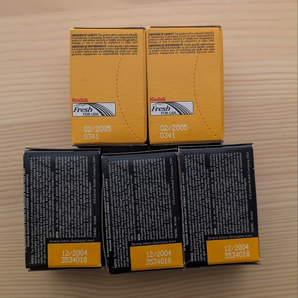 SOLD - Expired Black and White 35 mm film - Picture 3 of 3